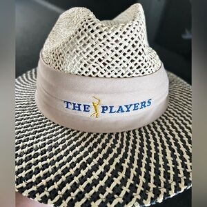 Straw hat with tan and black